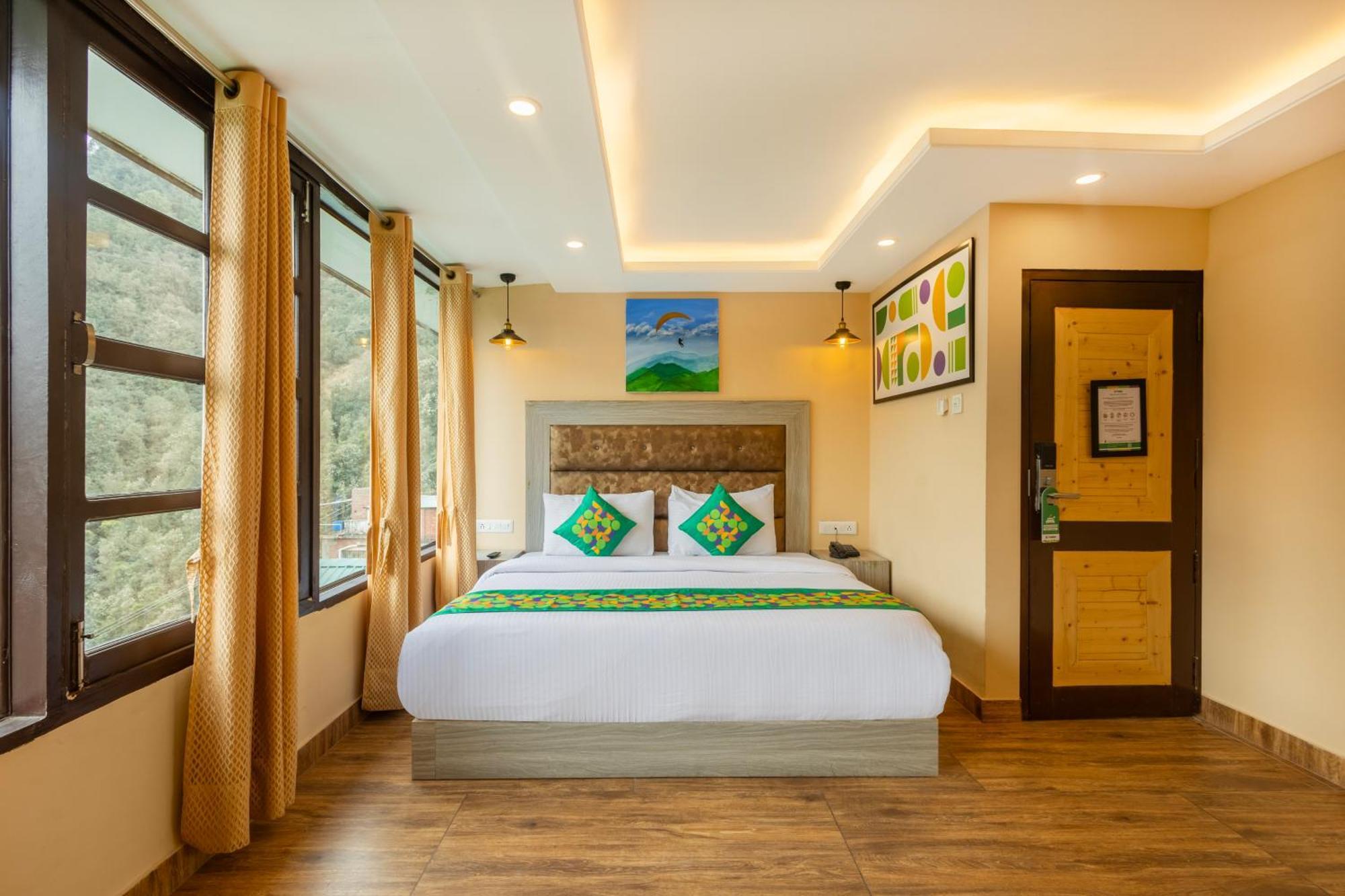 ลอร์ด การ์เดน กลอรี่ ชิมลา Hotel ภายนอก รูปภาพ