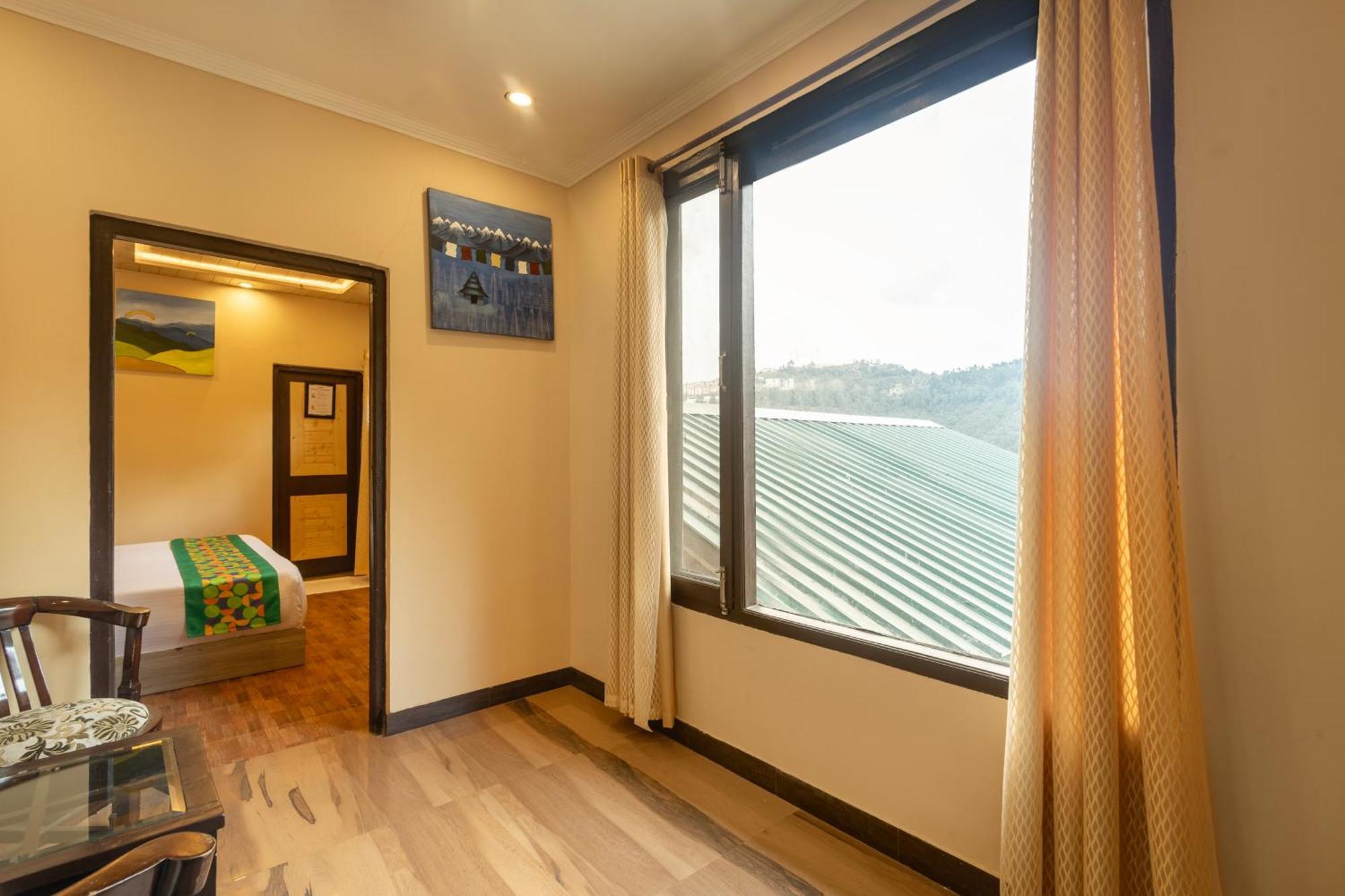 ลอร์ด การ์เดน กลอรี่ ชิมลา Hotel ภายนอก รูปภาพ
